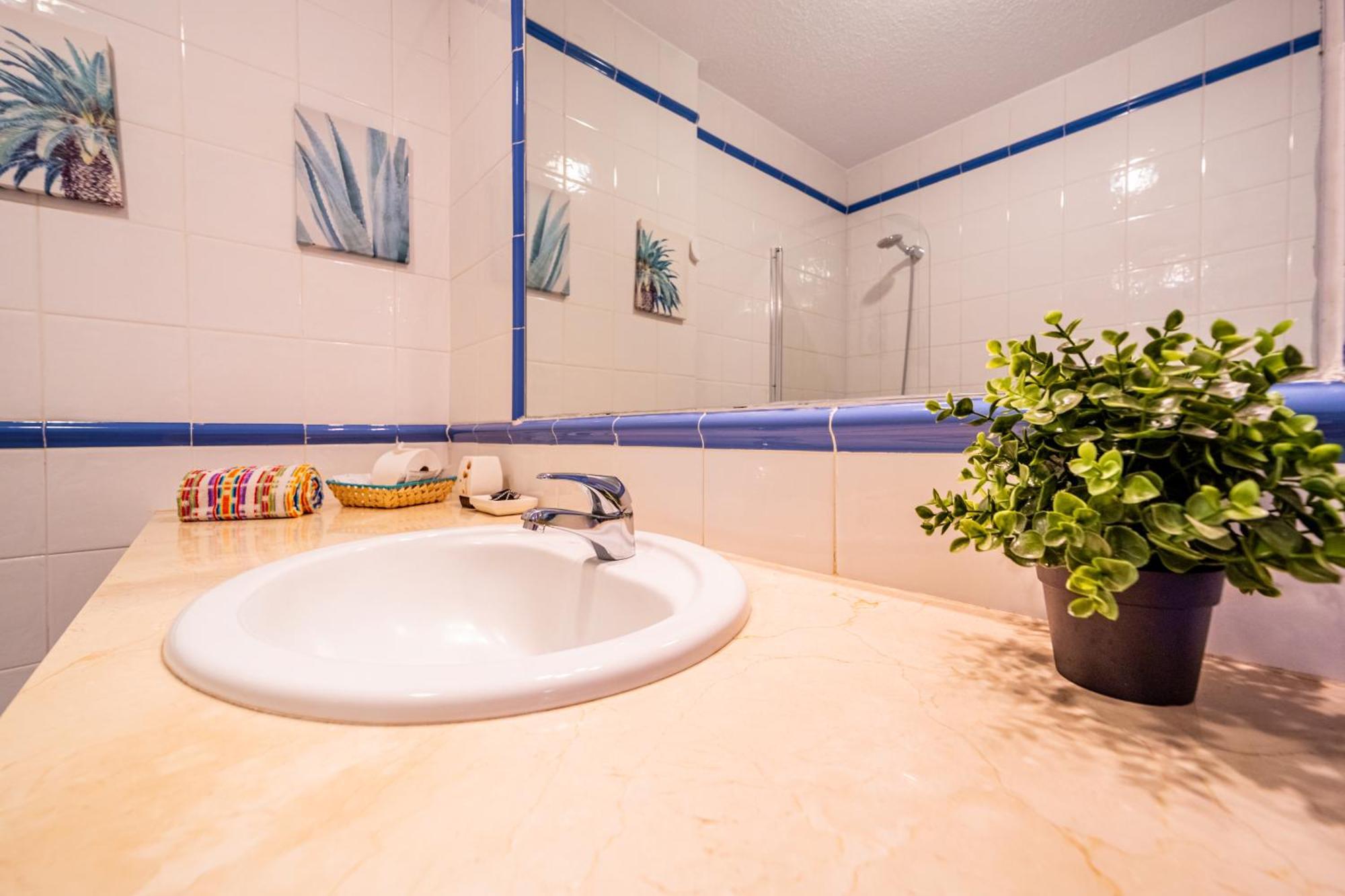 Gaviota Real En Balcon Del Mar Apartment Коста дел Силенцио Екстериор снимка